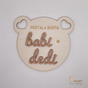 Lesena oznaka “Postala bosta babi in dedi”