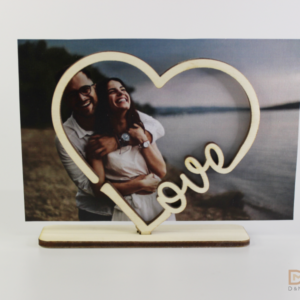 Leseni okvir za sliko "Love"