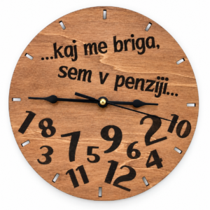 Lesena stenska ura Penzija